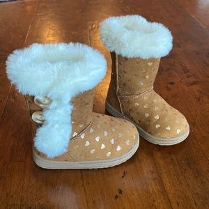 Ugg style faux fur boots, golden hearts and button detail